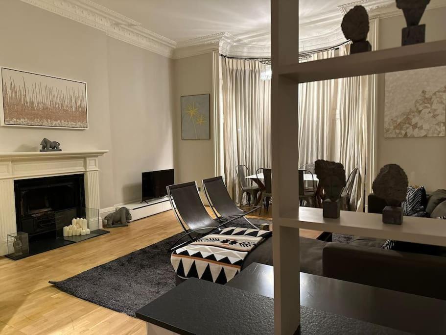 Ferienwohnung Stunning 2 Bed/2Bath Flat In Heart Of Kensington London Exterior foto